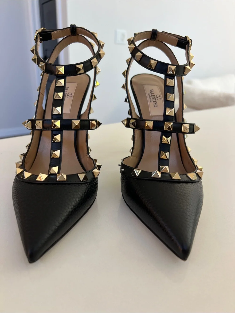 Valentino Garavani worn once